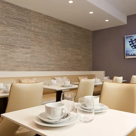 Regence Etoile 4* Paris