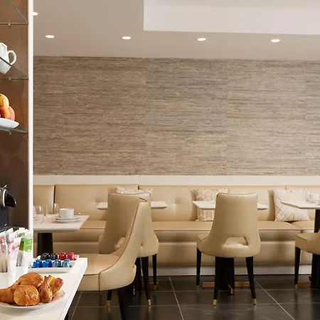 Hotel Régence Etoile Paris