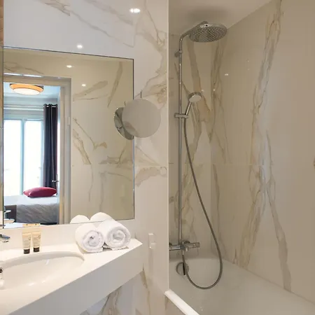 Regence Etoile 4* Paříž