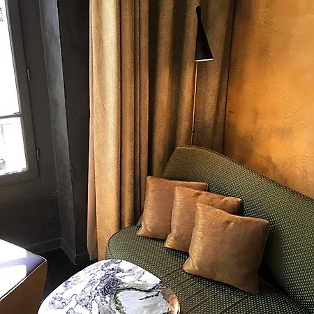 Regence Etoile Hotell