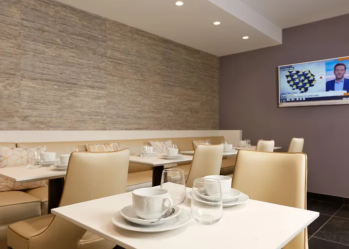 Regence Etoile 4* Paris