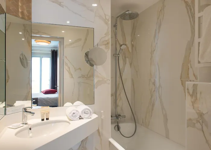 Regence Etoile 4* Paris