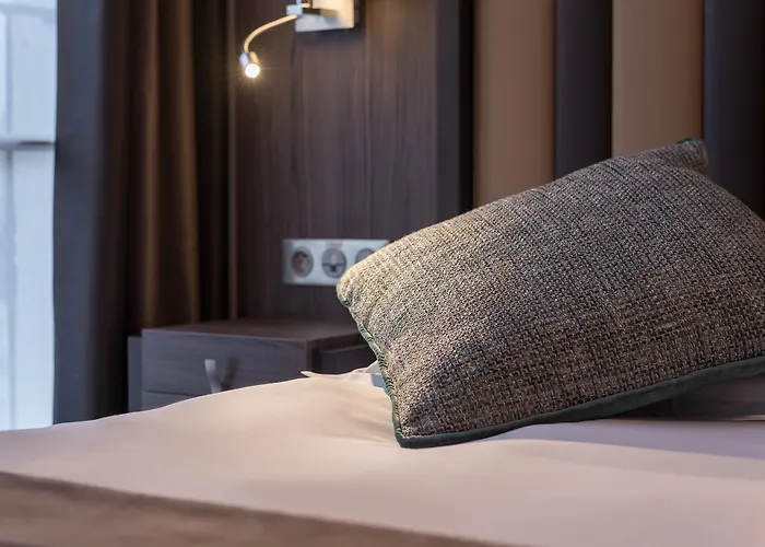 Otel Regence Etoile Paris