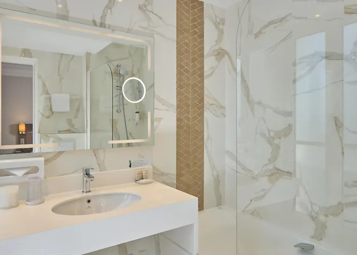 Regence Etoile Hotel